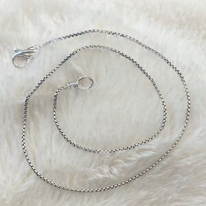 JAI Rounded Box Chain